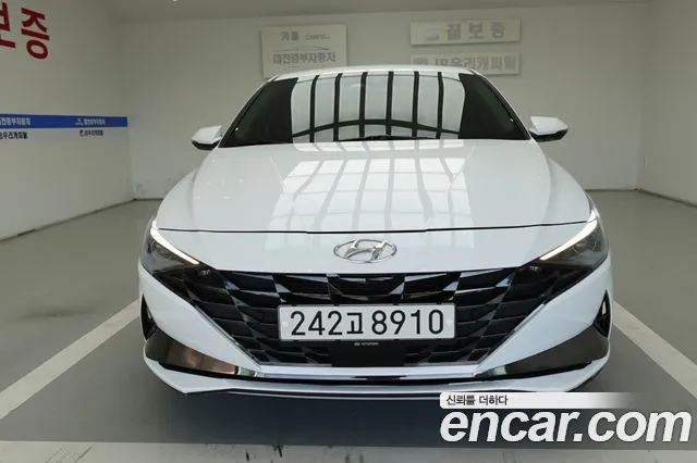 Hyundai AVANTE Avante (CN7) — Фото автомобиля 3