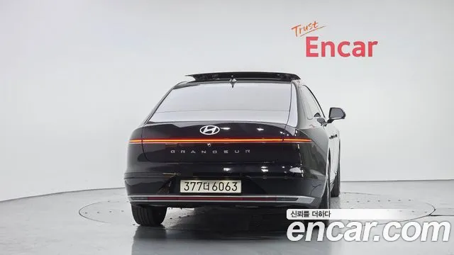Hyundai Grandeur GN7 — Фото автомобиля 4