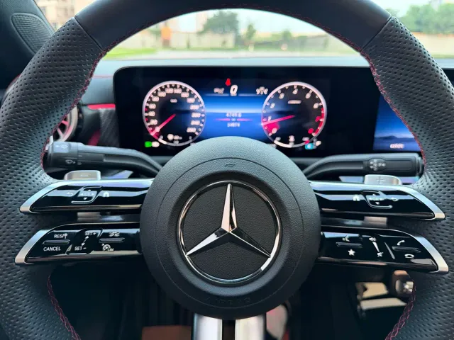 Mercedes-Benz A-Class — Фото автомобиля 11