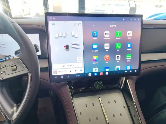 Denza Z9GT — Фото автомобиля 12
