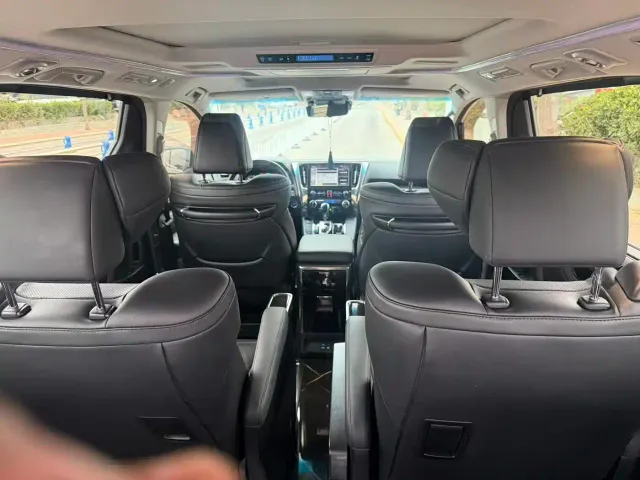 Toyota Vellfire — Фото автомобиля 12