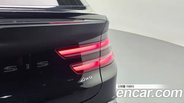 Genesis GV80 — Фото автомобиля 21