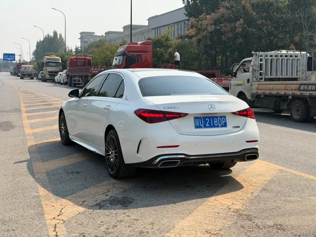 Mercedes-Benz C-Class — Фото автомобиля 5
