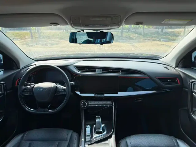 Dongfeng Fengshen AX7 — Фото автомобиля 8