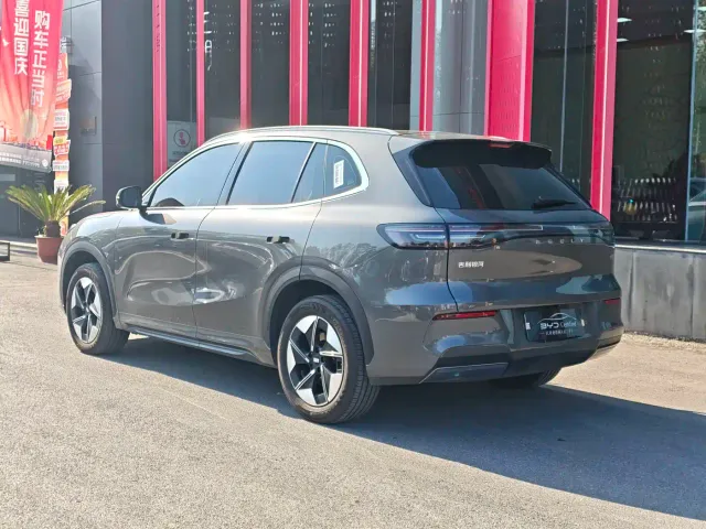 Geely Galaxy E5 — Фото автомобиля 9