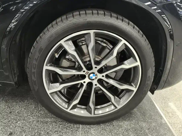 BMW X3 — Фото автомобиля 6
