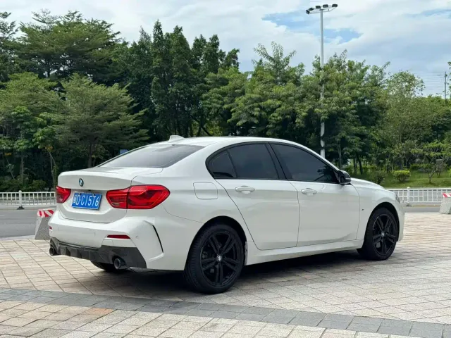 BMW 1 Series — Фото автомобиля 9
