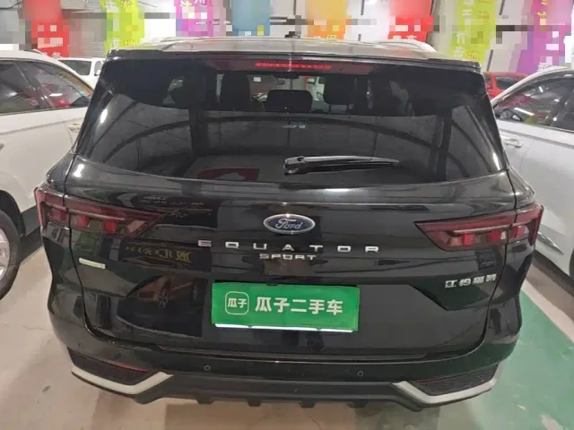 Ford Lingrui — Фото автомобиля 5