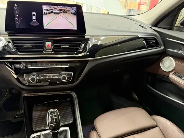 BMW 1 Series — Фото автомобиля 12