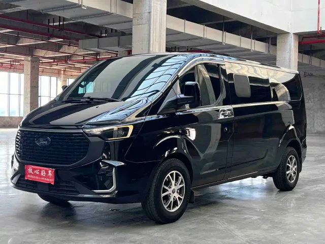 Фотография автомобиля — Ford Transit