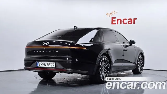 Hyundai Grandeur — Фото автомобиля 2