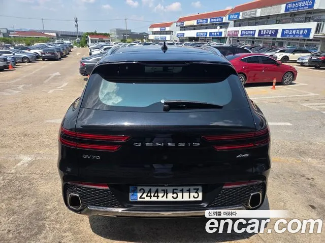 Genesis GV70 2.5T Бензин AWD — Фото автомобиля 4