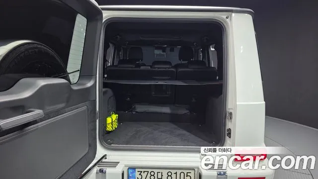Mercedes-Benz G-Class — Фото автомобиля 20