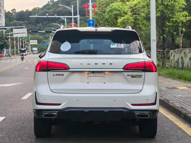 Roewe RX5 eMAX — Фото автомобиля 5