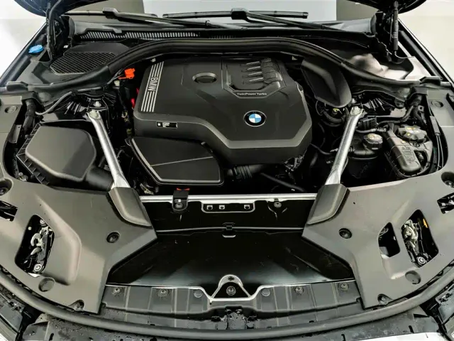 BMW 5 Series — Фото автомобиля 24