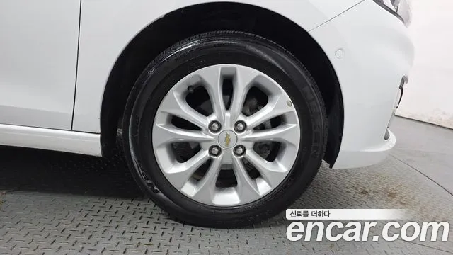 Chevrolet Spark — Фото автомобиля 21