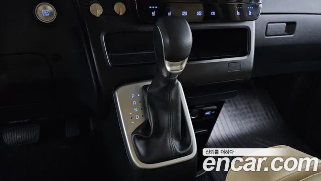 Hyundai Staria — Фото автомобиля 12