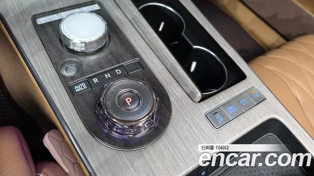 Genesis G80 Бензин 3.5 турбо AWD — Фото автомобиля 8