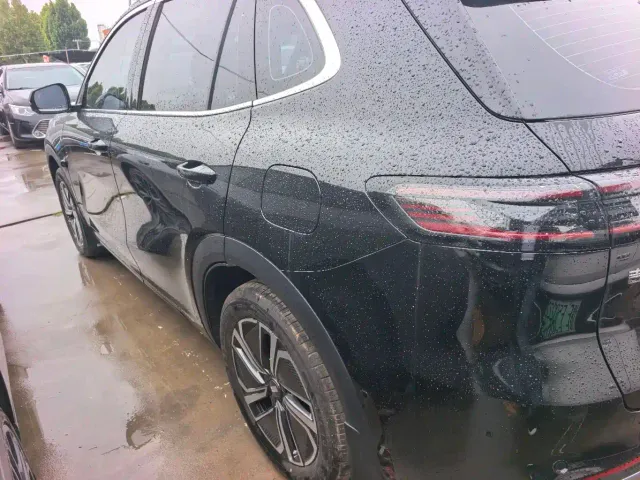 Geely Galaxy Starship 7 EM-i — Фото автомобиля 7