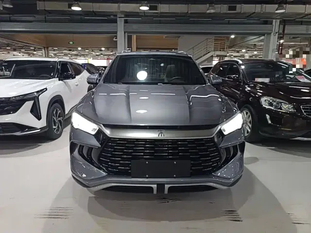 BYD Song Pro — Фото автомобиля 2