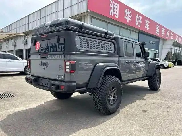 Jeep Gladiator — Фото автомобиля 4