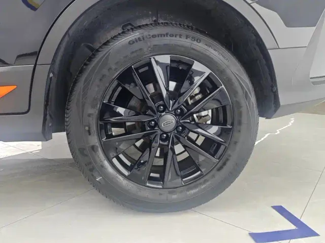 Geely Boyue — Фото автомобиля 6