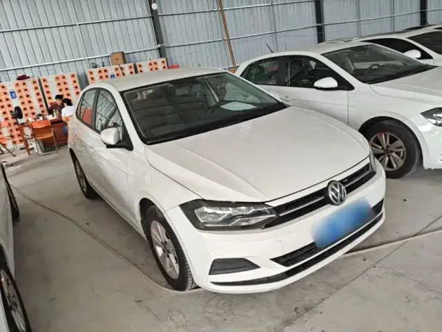Volkswagen Polo — Фото автомобиля 3