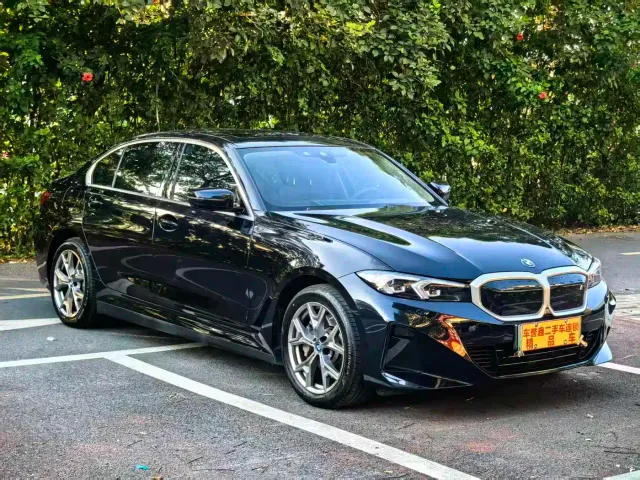 BMW i3 — Фото автомобиля 3