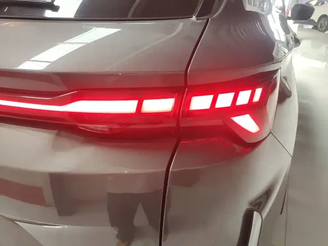 Geely Binyue — Фото автомобиля 7