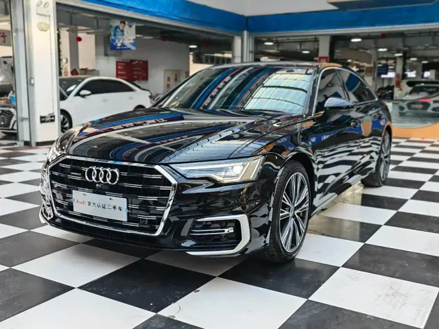 Фотография автомобиля — Audi A6L