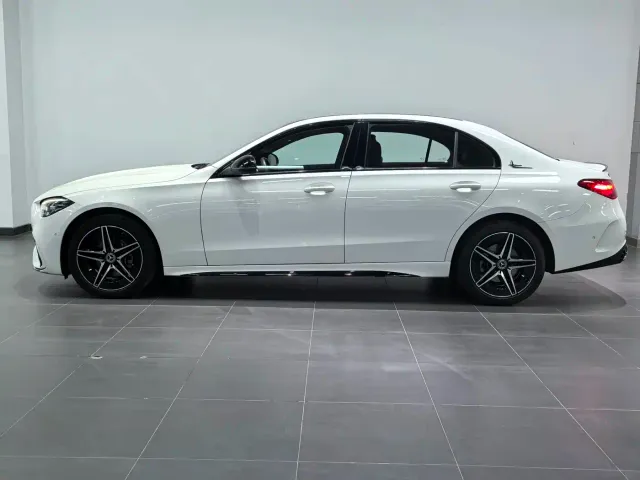 Mercedes-Benz C-Class — Фото автомобиля 15