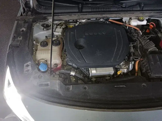 Geely Galaxy L6 — Фото автомобиля 20