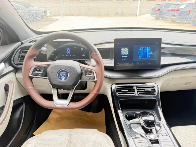 BYD Qin PLUS — Фото автомобиля 10