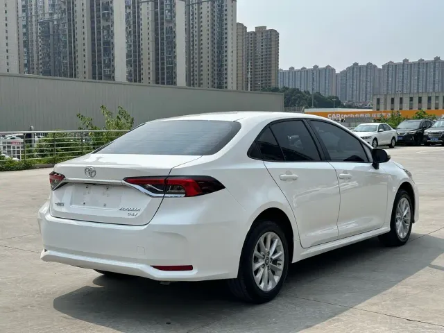 Toyota Corolla — Фото автомобиля 6
