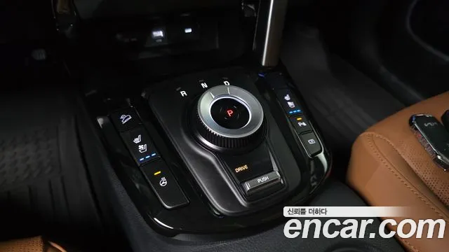Kia Seltos New — Фото автомобиля 12
