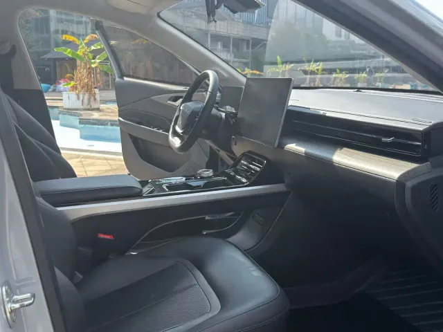 Wuling Starlight — Фото автомобиля 9