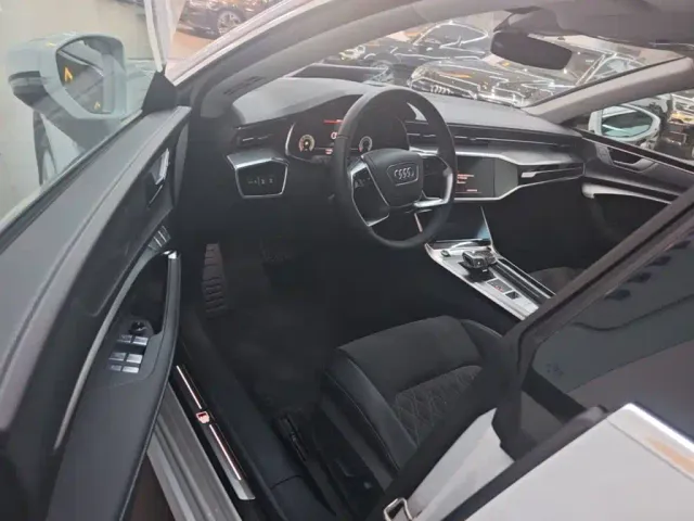 Audi A7L — Фото автомобиля 15