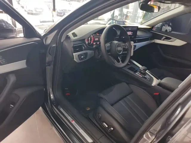 Audi A4L — Фото автомобиля 15