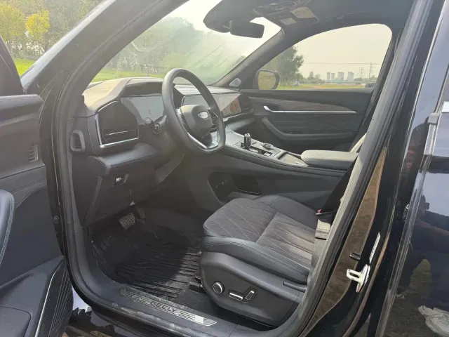 Geely Xingyue L — Фото автомобиля 4
