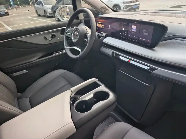 Buick Buick GL8 2026 Luzun Premium Edition — Фото автомобиля 18