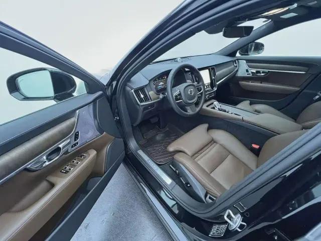Volvo S90 — Фото автомобиля 7