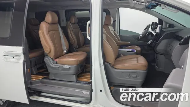 Hyundai Staria — Фото автомобиля 30