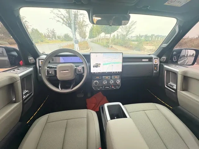 iCAR V23 — Фото автомобиля 6