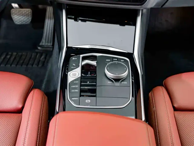 BMW 3 Series — Фото автомобиля 12