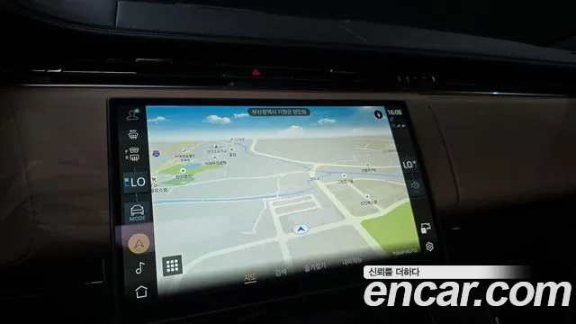 Land Rover Range Rover Sport — Фото автомобиля 15