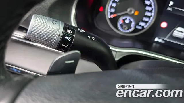 Genesis GV80 — Фото автомобиля 27