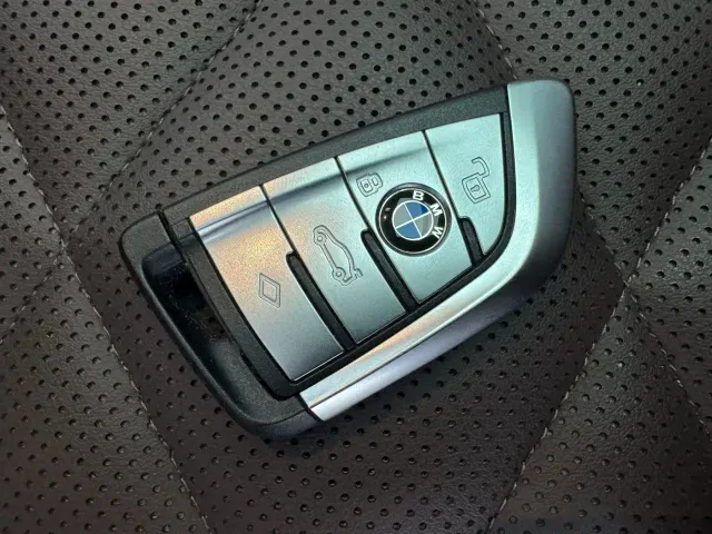 BMW X5 — Фото автомобиля 7