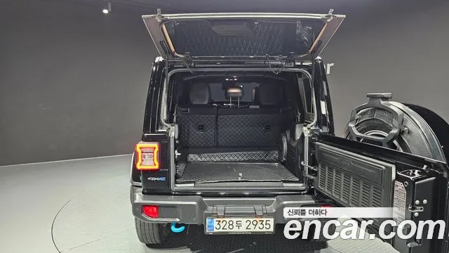 Jeep Wrangler Wrangler (JL) — Фото автомобиля 20