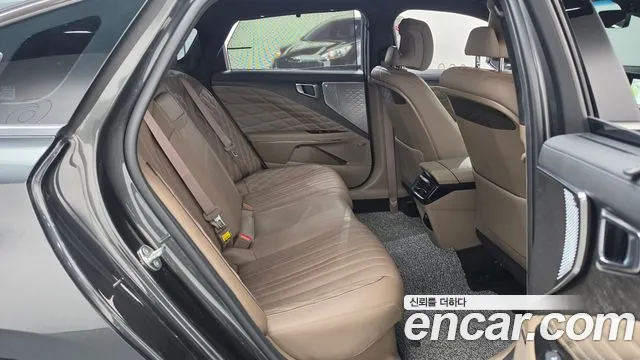 Kia K8 Hybrid — Фото автомобиля 17