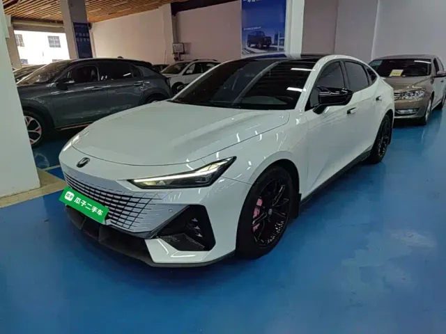 Фотография автомобиля — Changan UNI-V